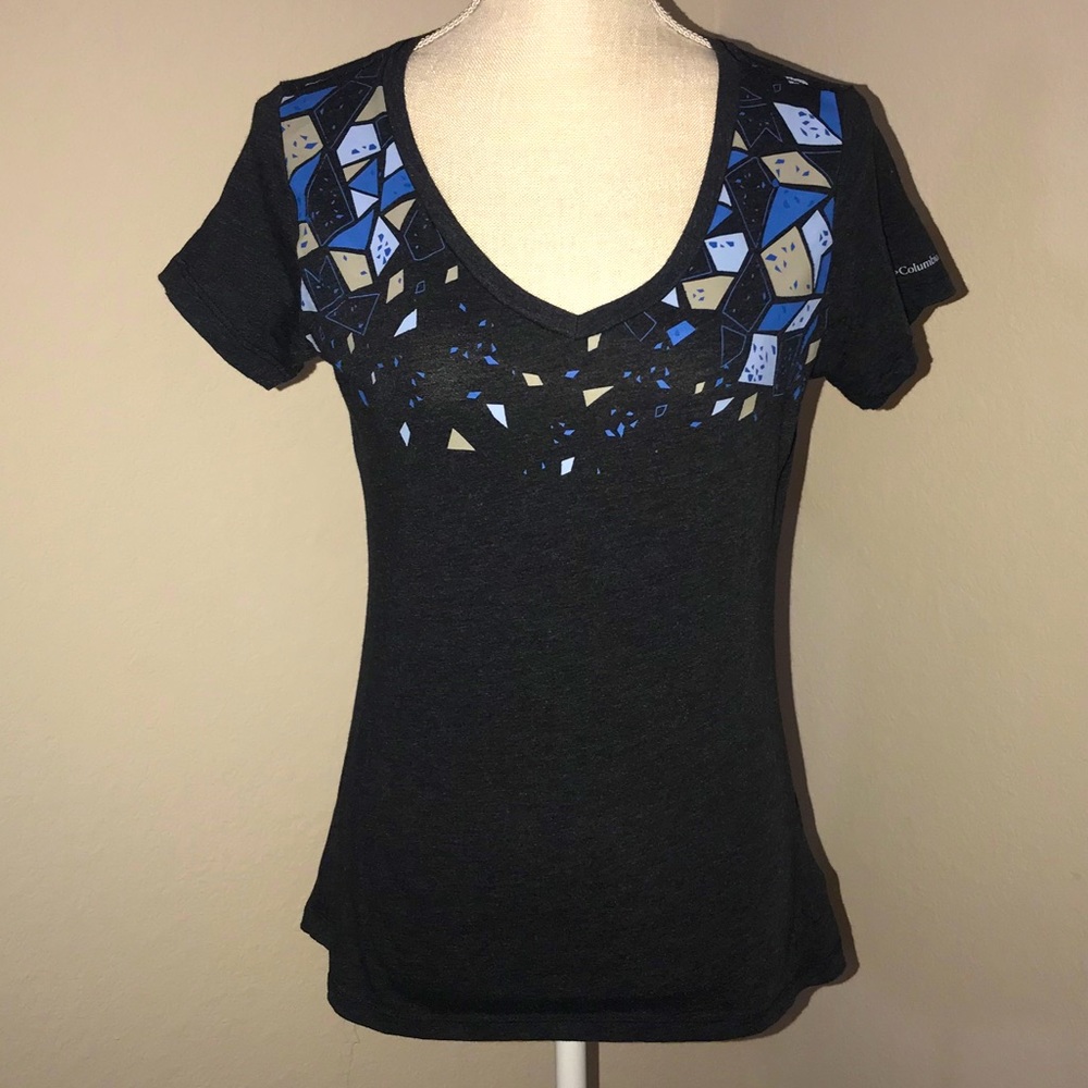 Columbia short sleeve tshirt medium